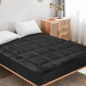 Solid-color Embossed Mattress Bedspread