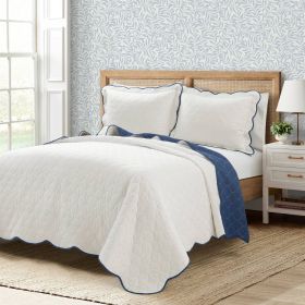 Scalloped Edge Reversible Lightweight Quilt Set