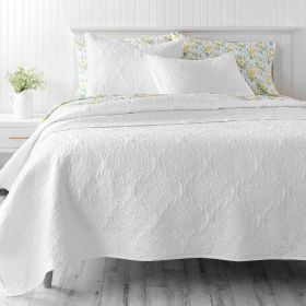 Quilted Damask Pattern Quilt Set