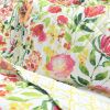 Lightweight Polyester Scalloped Edges Floral Quilt Set